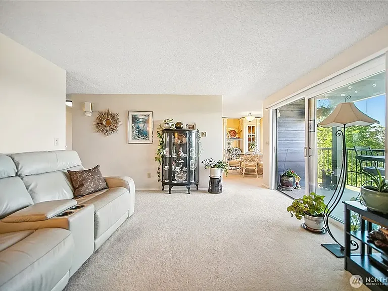 3330 Narrows View Ln NE — Photo 6