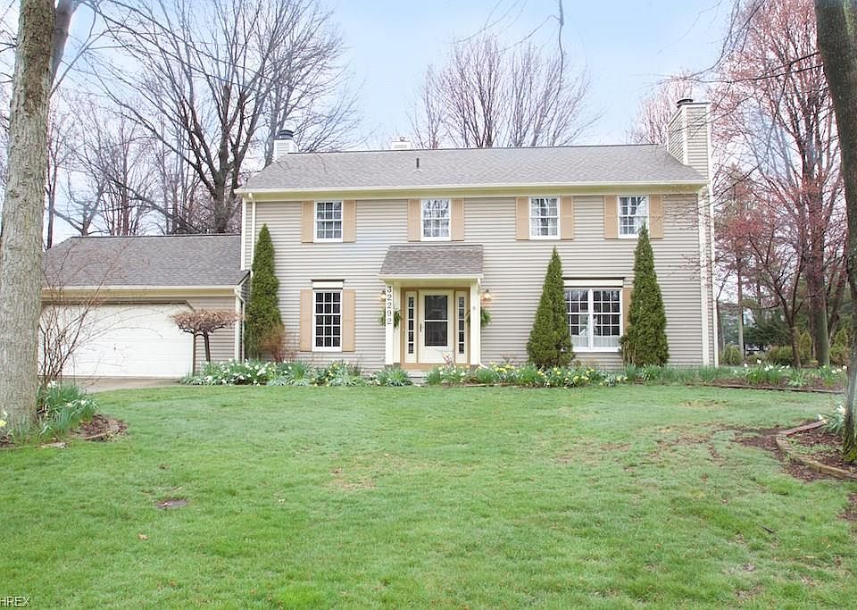 1st image of 32292 Hickory Ln