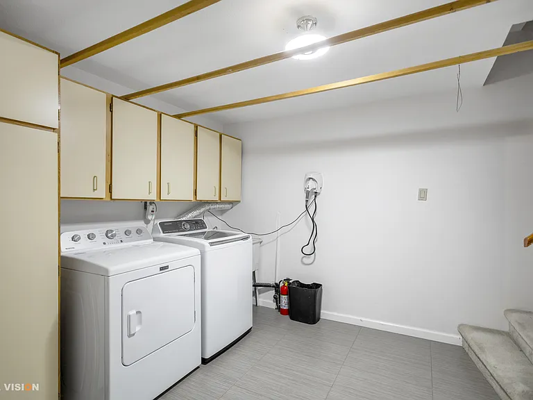 22XX E 43rd Ave #BASEMENT — Photo 3