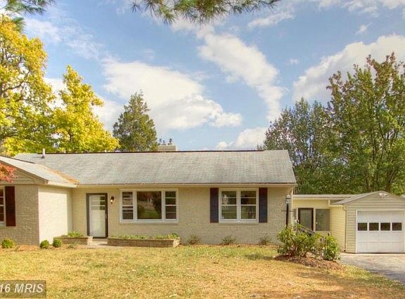 5th image of 11811 Greenspring Ave