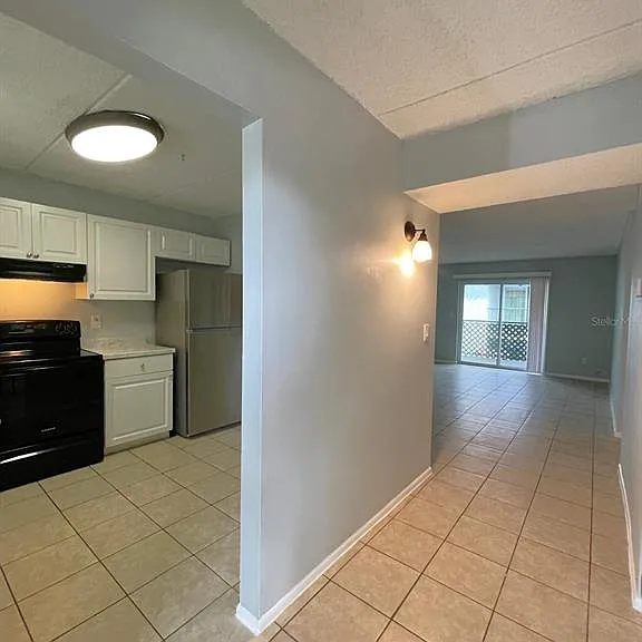 2835 Somerset Park Dr #205 — Photo 4