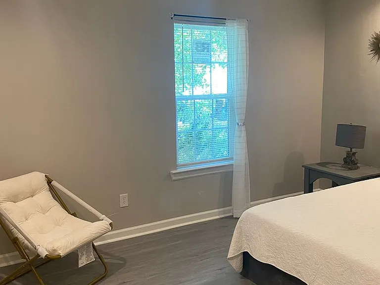 907 Rucker Cliff Dr — Photo 32