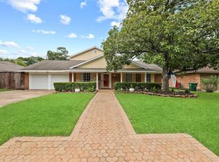 9626 Meadowcroft Dr, Houston, TX 77063