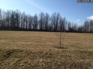 255 Woodsend Dr, Salem, OH