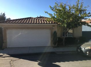 2436 Horizon Dr, Rosamond, CA 93560