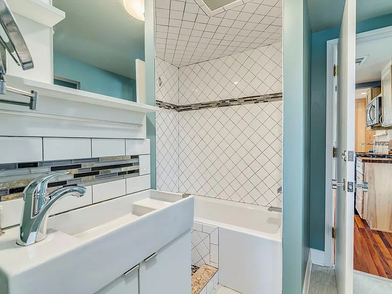 2314 Santa Rosa St — Photo 11