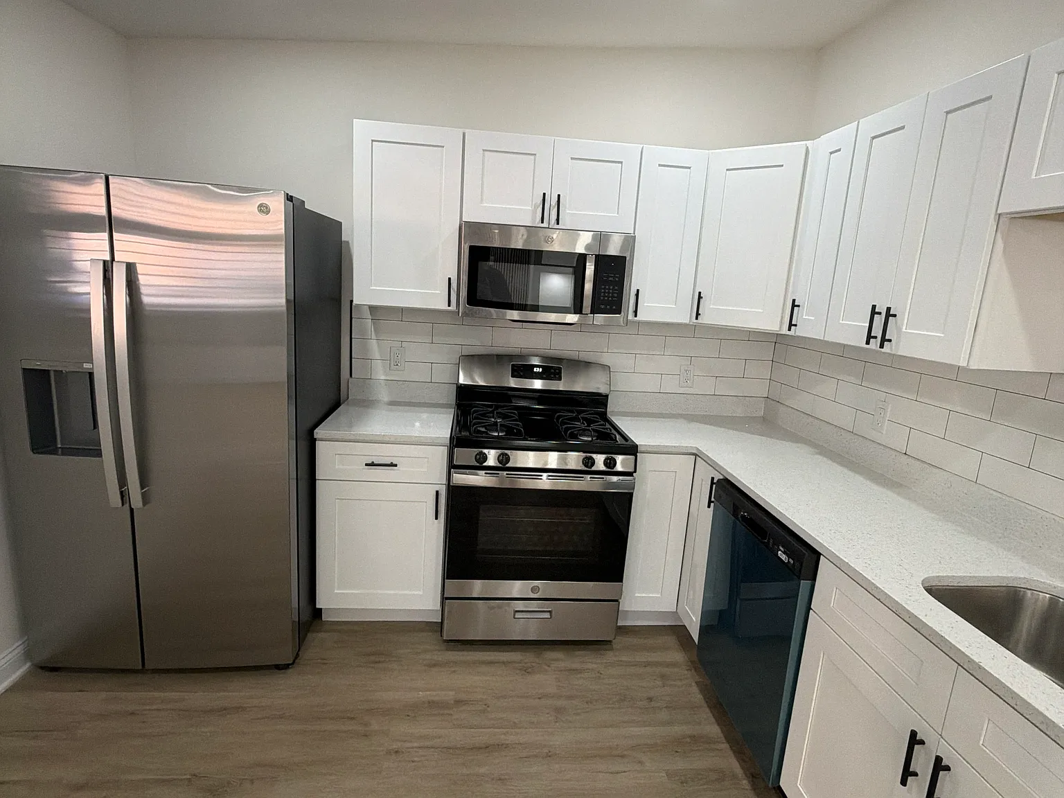 1 bed, 750 sqft, $1,650 — Photo 4