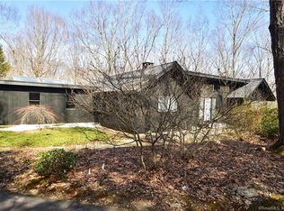 63 Ellise Rd, Mansfield, CT 06268
