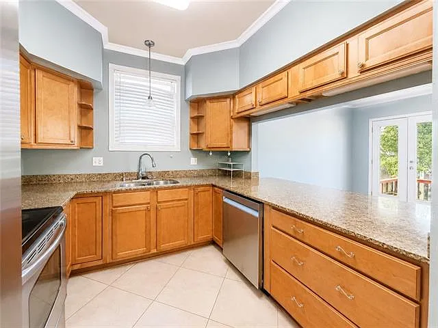 6743 Colbert St — Photo 9
