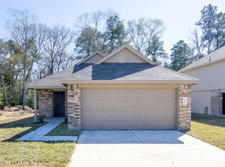 329 N Meadows Dr, Willis, TX 77378