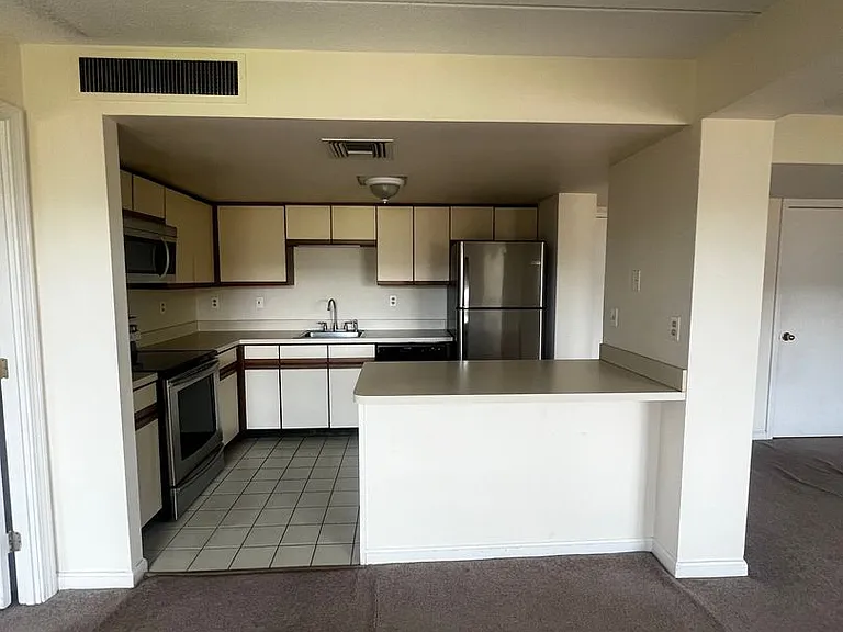 85 Brainerd Rd #411 — Photo 4