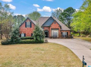 561 Overlook Rd, Fultondale, AL 35068