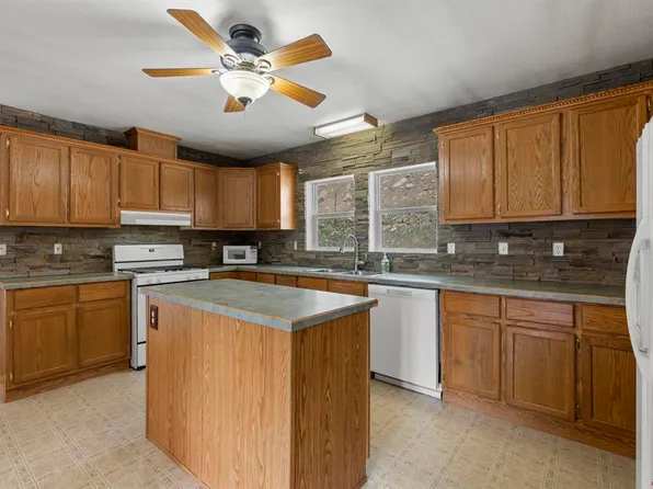 607 Forest Lakes Drive, Bayfield, CO 81122