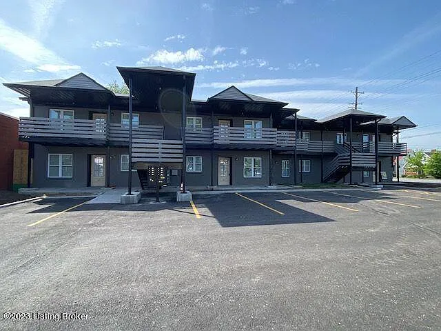 4001 Preston Hwy — Photo 1