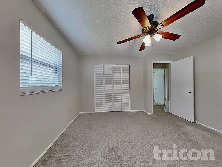 4918 Ithaca Ln — Photo 9