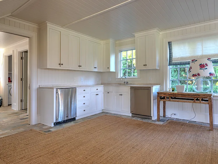 587 Sagaponack Rd — Photo 73