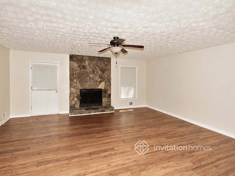 3155 Arden Way — Photo 4