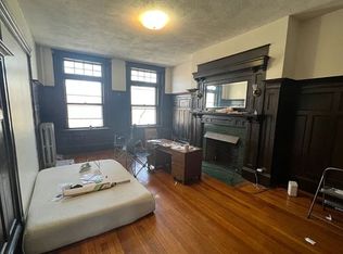 2005 Beacon St #2F, Brookline, MA 02445