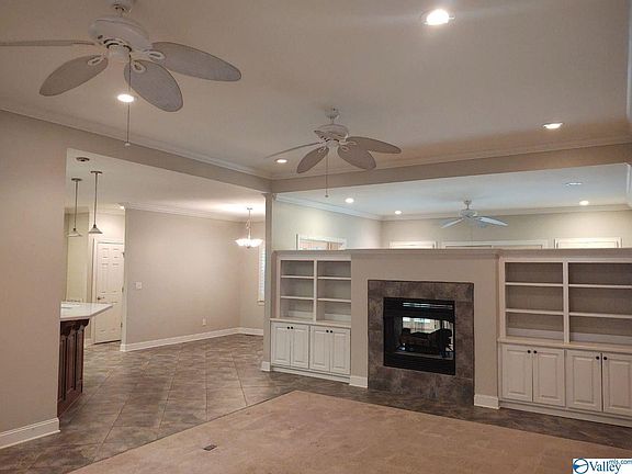 4th image of 258 Twin Lakes Dr