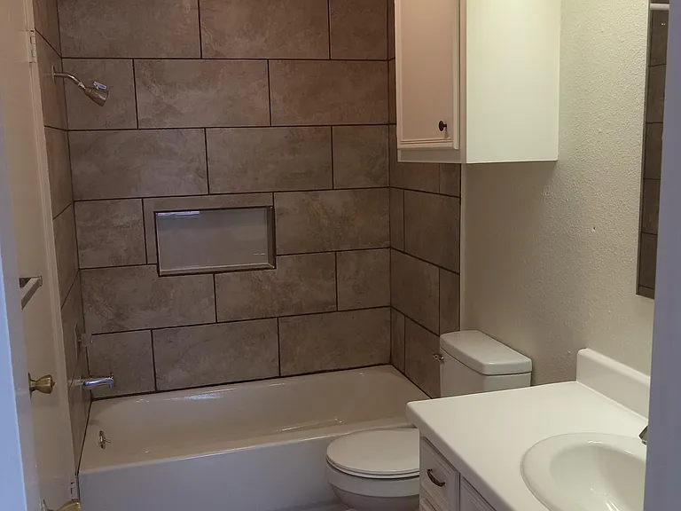 6018 Westcreek Dr #B — Photo 3