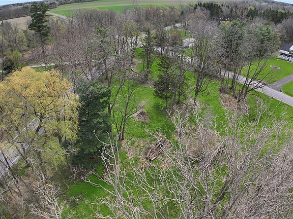 4th image of 6031 Podunk Rd