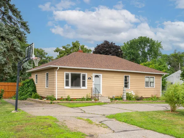 331 4th Ave NE, Waite Park, MN 56387