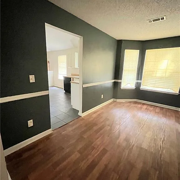 5420 Sapphire Cir — Photo 13
