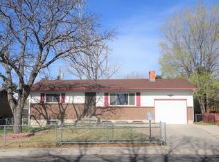 2418 Sonoma Dr, Colorado Springs, CO 80910