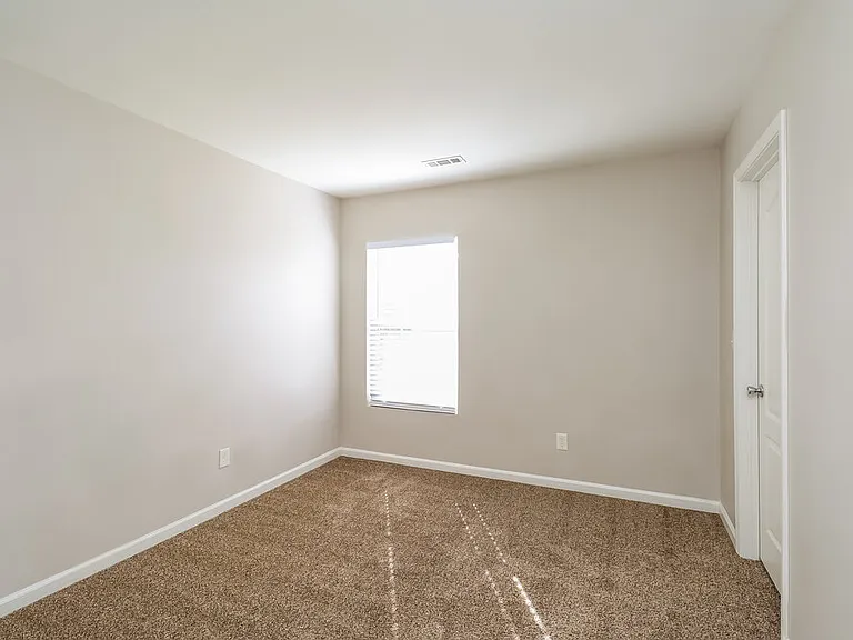 114 Farmers Folly Dr — Photo 13