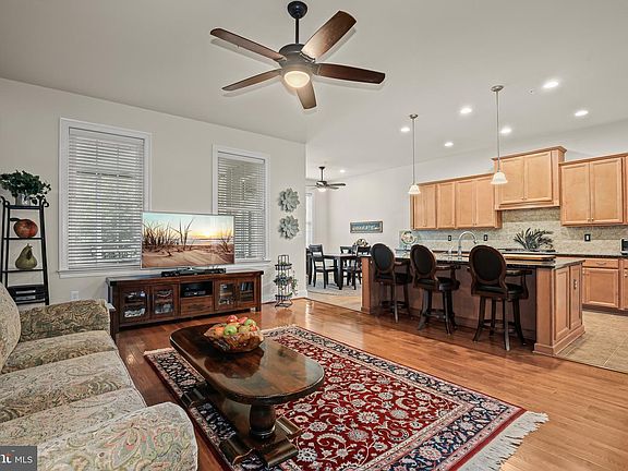 2nd image of 2491 Sophia Chase Dr