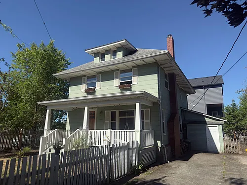 4853 NE 6th Ave Photo 1