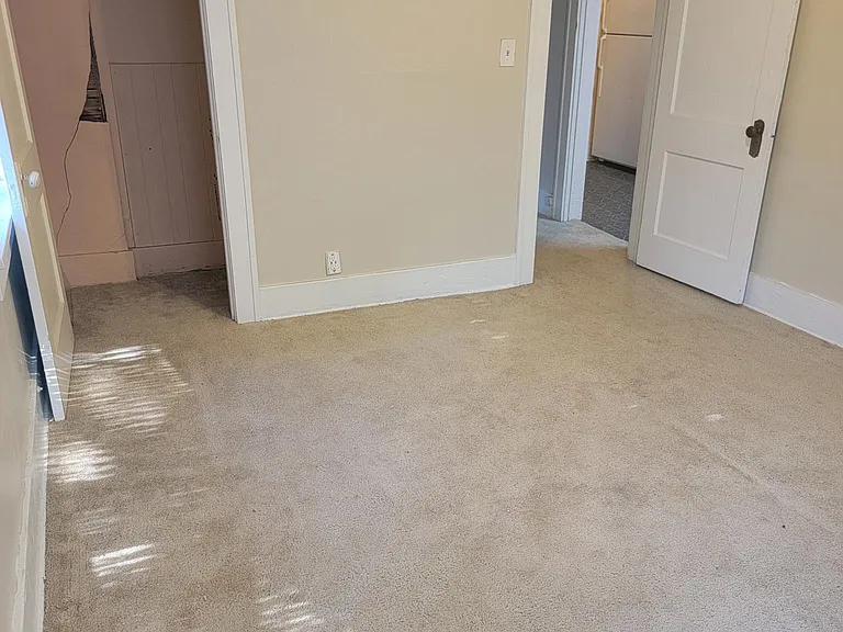 2822 N Hudson Ave — Photo 12