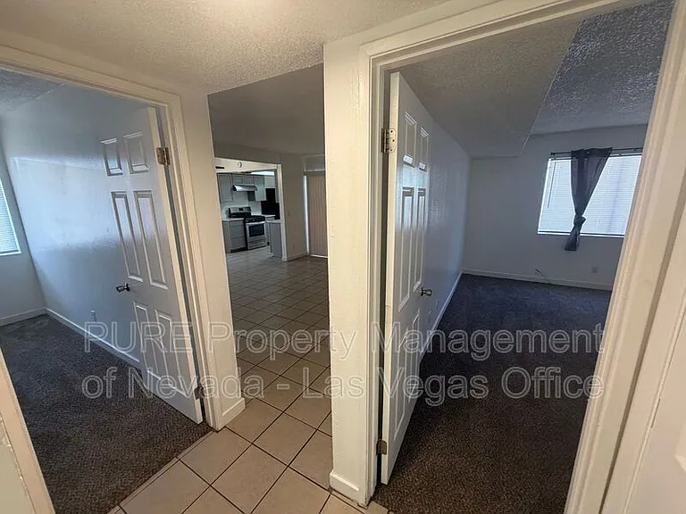 1405 Vegas Valley Dr #193-bldg 20 — Photo 27