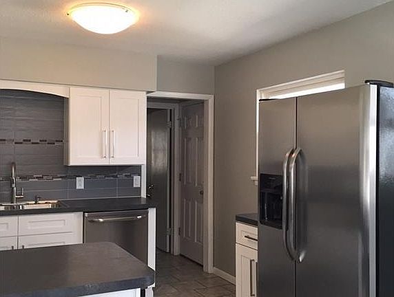 5th image of 1068 Endicott Dr