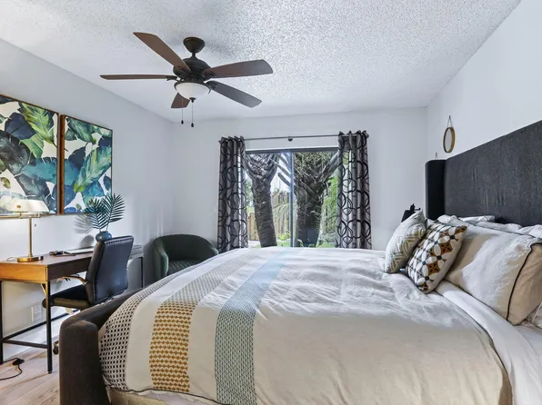 1032 E Lakes Drive, Deerfield Beach, FL 33064