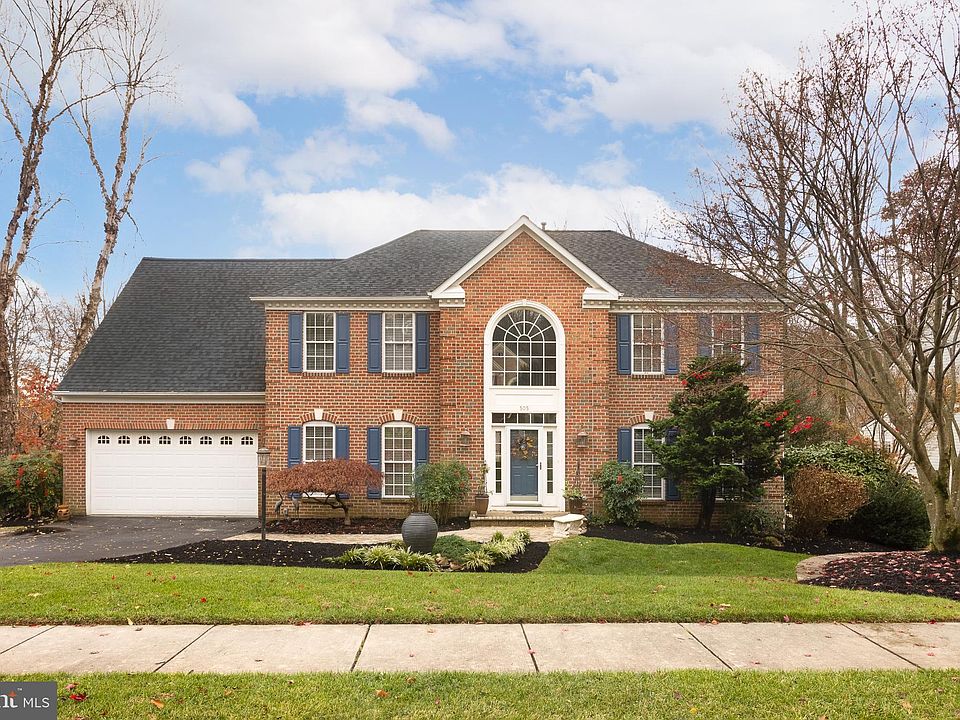 1st image of 505 Cedar Hill Ct