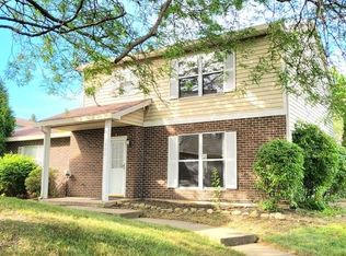 308 Persimmon Ct, Aurora, IL 60504