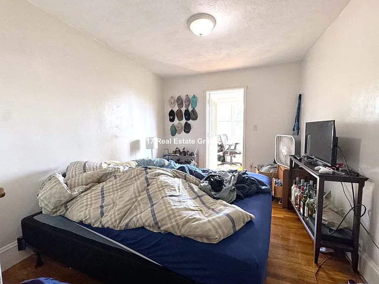 223 Summer St #3R — Photo 14