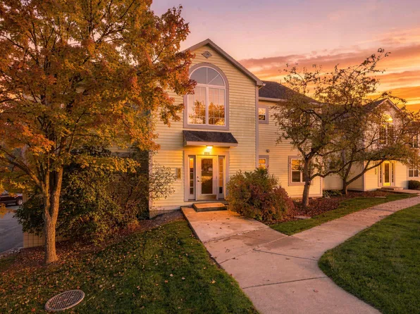 2211 S Huron Pkwy APT 4, Ann Arbor, MI 48104