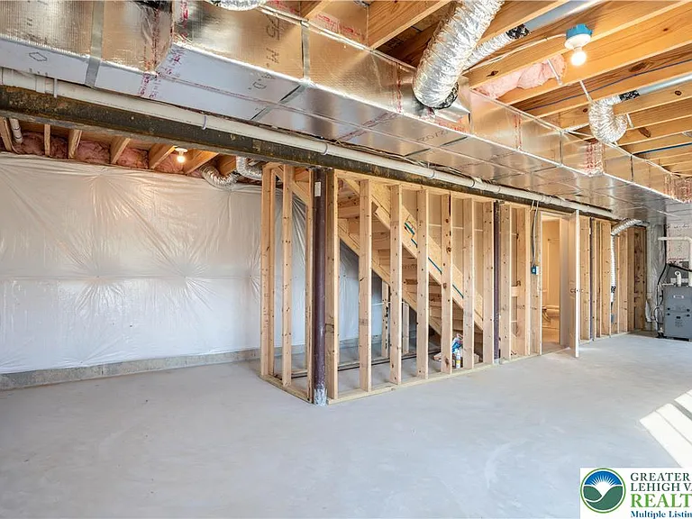 3740 Samantha Ln — Photo 36