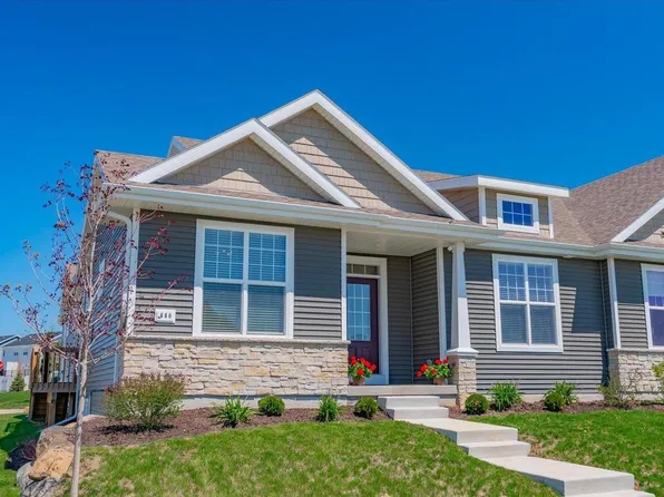 660 Hillcrest Drive, Waunakee, WI 53597