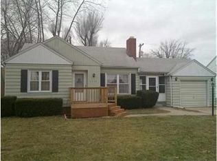 3228 W Shoff Cir, Peoria, IL 61604