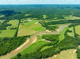 55 Strawberry River Rd, Poughkeepsie, AR 72569
