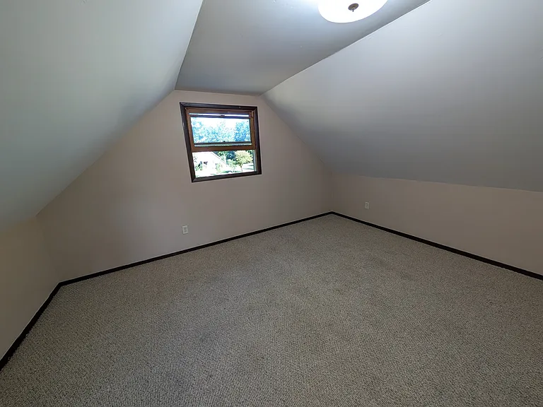 2226 Timber Trl NE — Photo 13