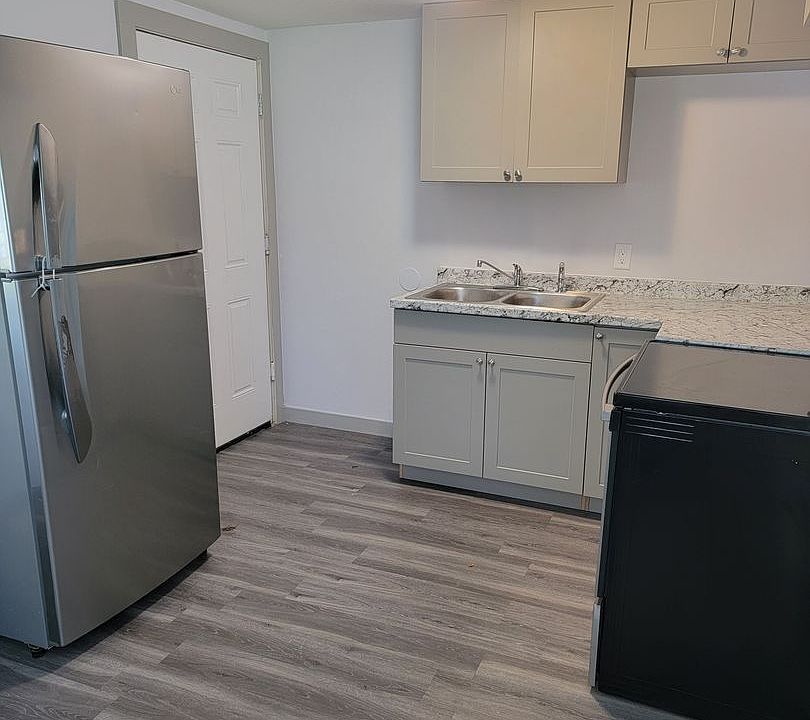 1st image of 1259 S Elmwood Dr #5