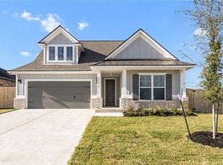 4093 Crestmont Dr, College Station, TX 77845