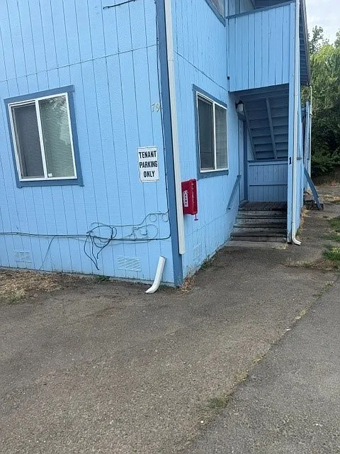 2 bed, $1,400 — Photo 1