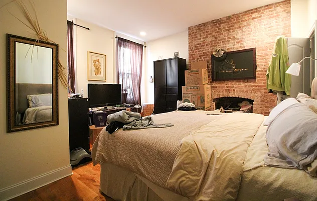 Rented by Bold New York | media 15