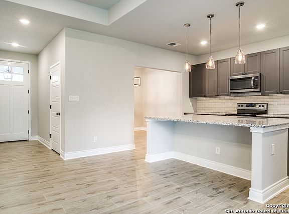 3rd image of 8422 Berrycreek Dr