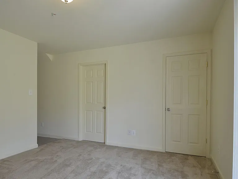 The Pointe at Manorgreen Townhomes — Photo 15
